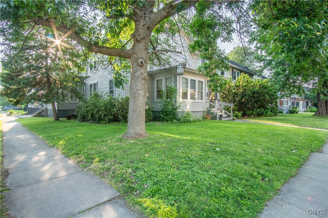 photo 3 : 304 Mullin Street, Watertown City NY 13601