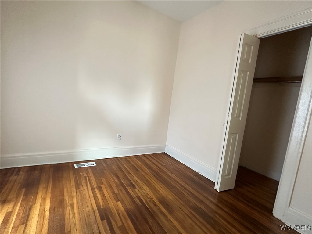 photo 3NiFpg48WxDc0: 127 Hayden St, Buffalo NY 14210