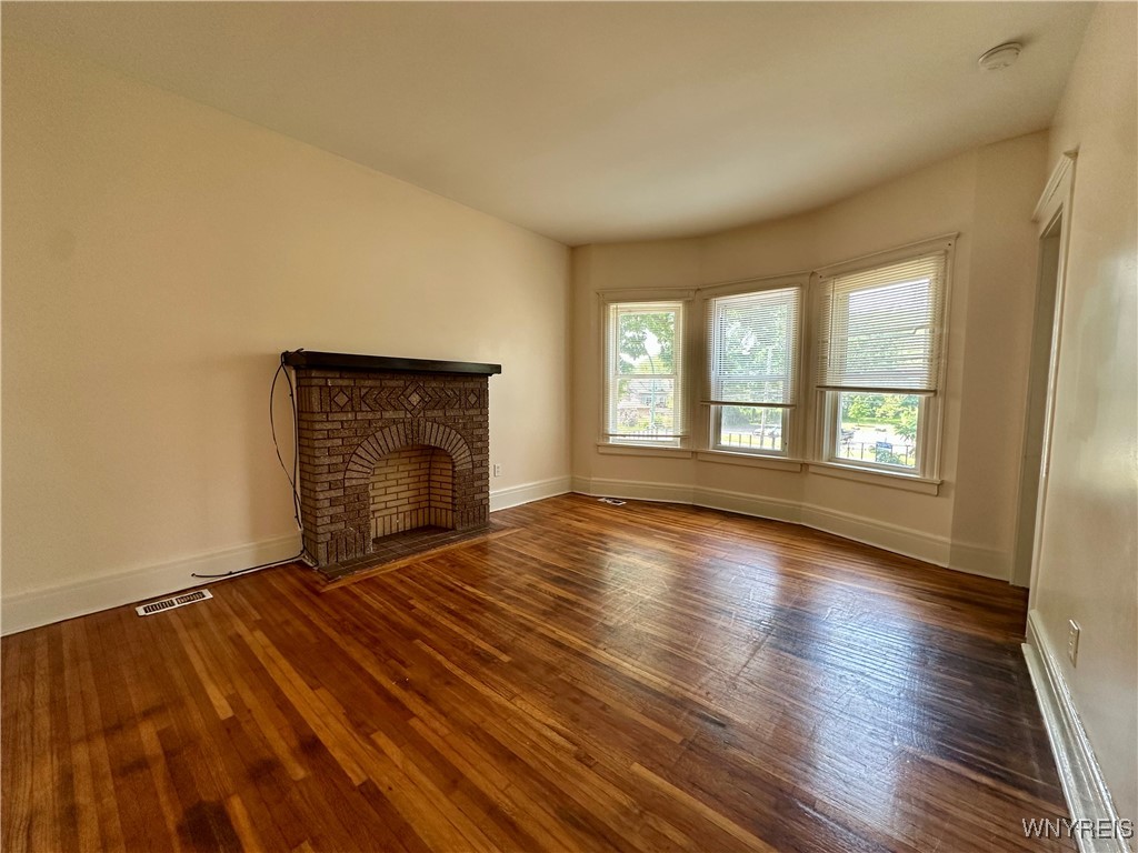 photo 4 : 127 Hayden St, Buffalo NY 14210