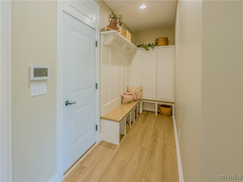 photo undefined: 8931 Country Club Drive, Clarence NY 14032