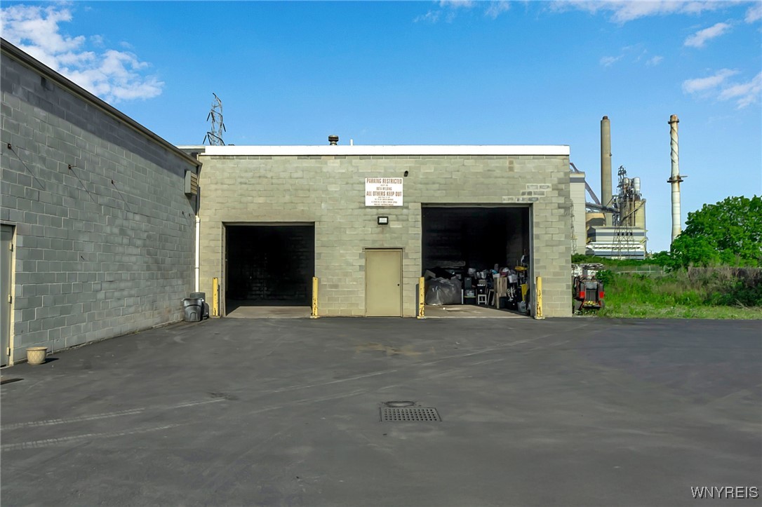 photo undefined: 402 56th Street, Niagara Falls NY 14304