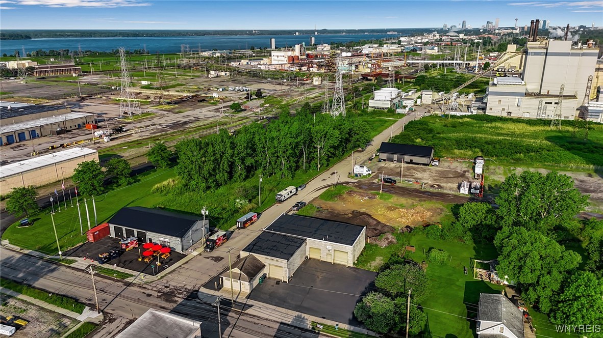 photo undefined: 402 56th Bay #1 Street, Niagara Falls NY 14304