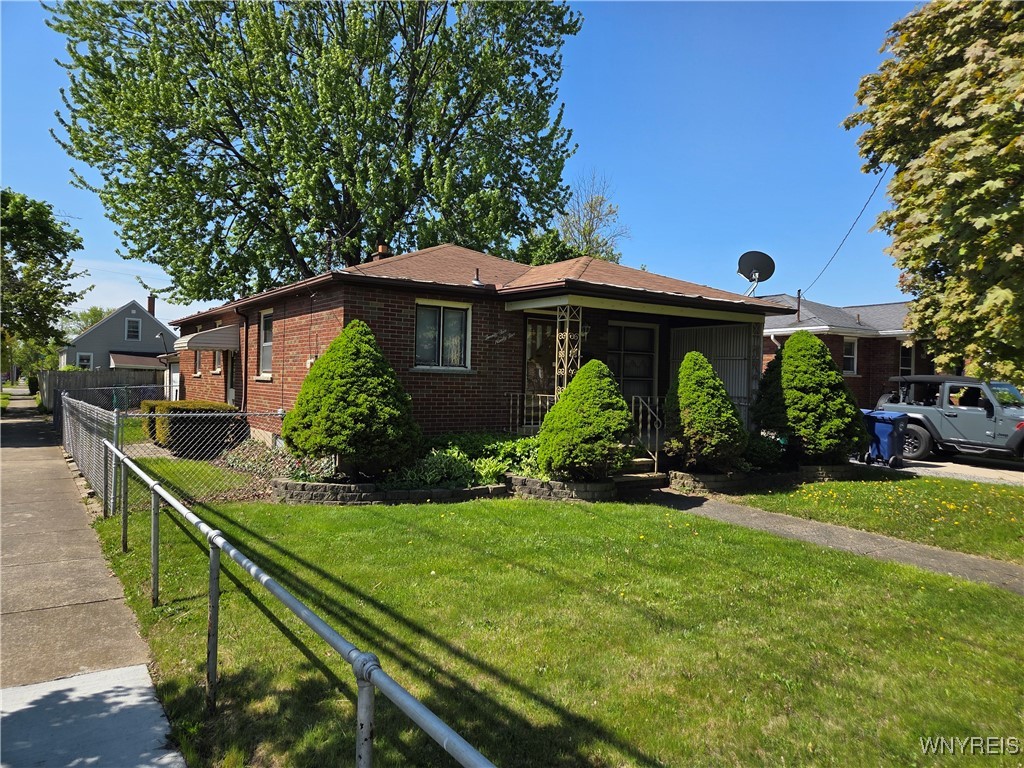 photo E: 2595 Jerauld Avenue, Niagara Falls NY 14305