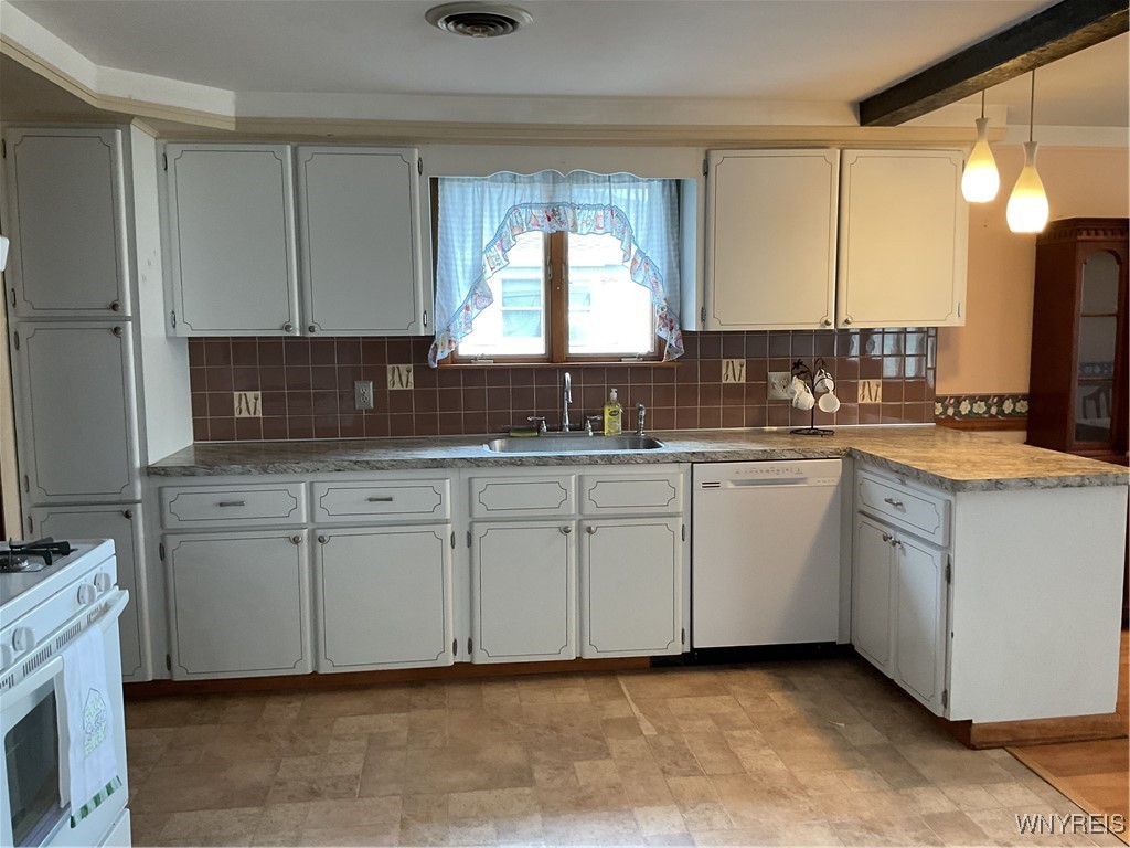 photo 3 : 26 Tamark Court, Cheektowaga NY 14227