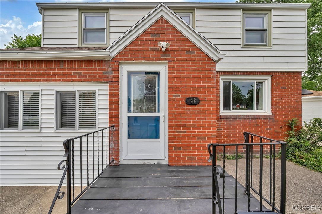 photo 3 : 48 Meaford Road, Cheektowaga NY 14215