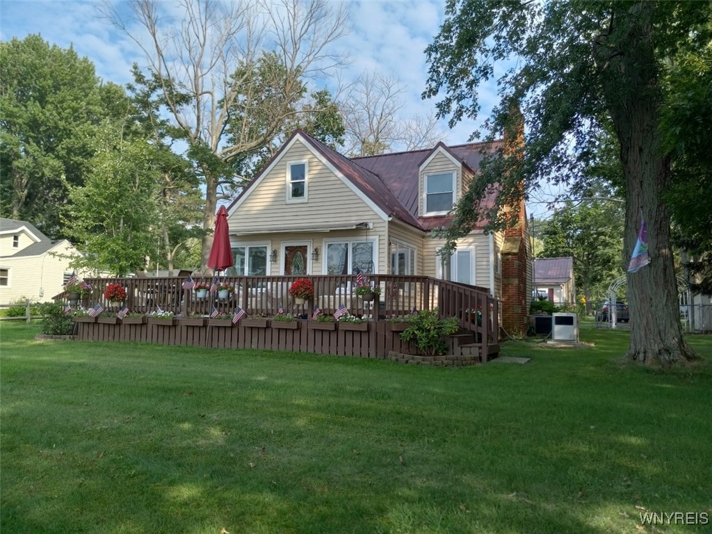photo M3BotfTYKpGN5UOvAeKTJu84K75G8QF2VH: 9802 Shorecliff Road, Evans NY 14006