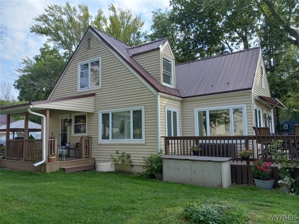 photo srscOlITawXUQQDARZg: 9802 Shorecliff Road, Evans NY 14006