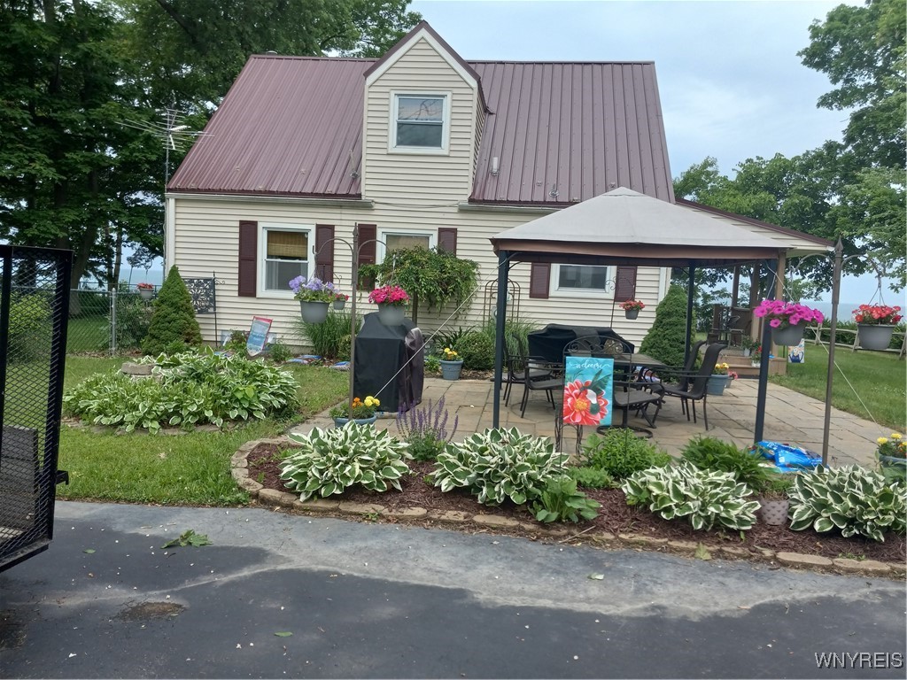 photo 3 : 9802 Shorecliff Road, Evans NY 14006
