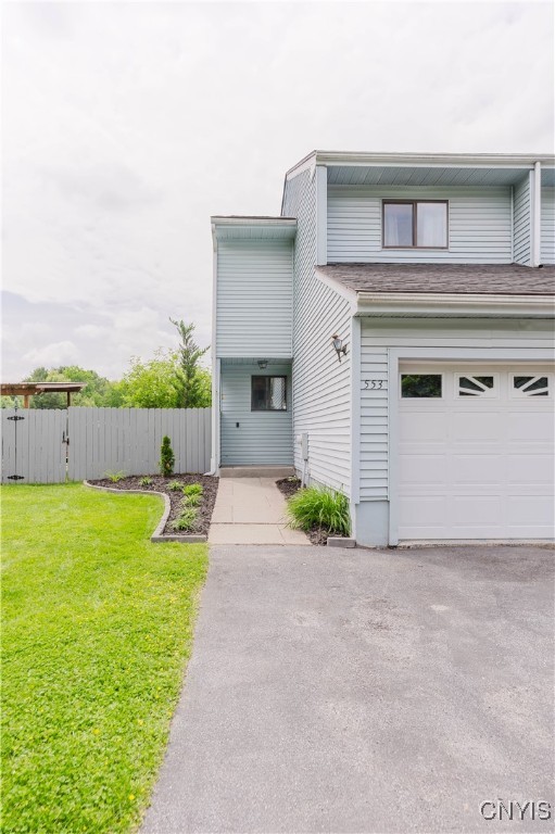 photo 2 : 553 Weldon Drive, Watertown City NY 13601