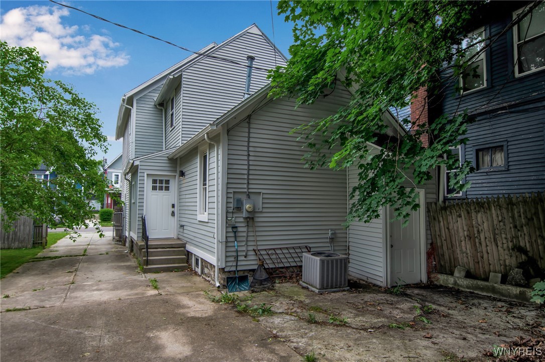 photo AzS-j4Jbq5wBMujek: 184 14th Street, Buffalo NY 14213