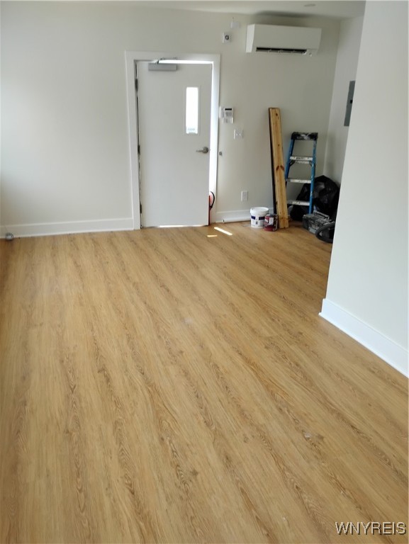 photo 4 : 868 Tonawanda Street, Buffalo NY 14207