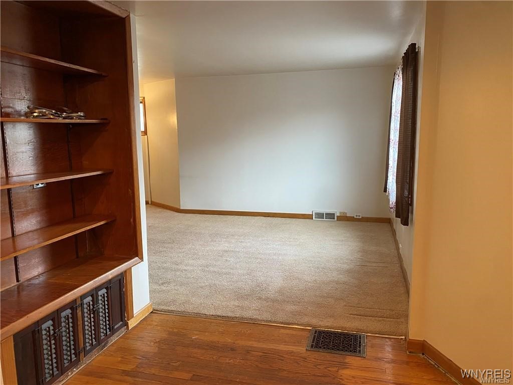 photo 3 : 421 West Delavan Avenue, Buffalo NY 14213