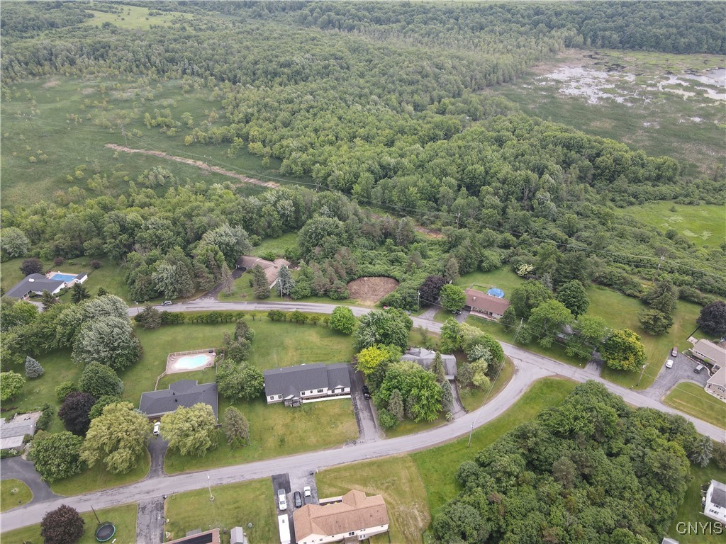 photo 2 :  Woodside Drive, Watertown Town NY 13601