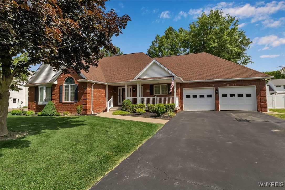 photo 3 : 6290 Emily Court, Clarence NY 14032