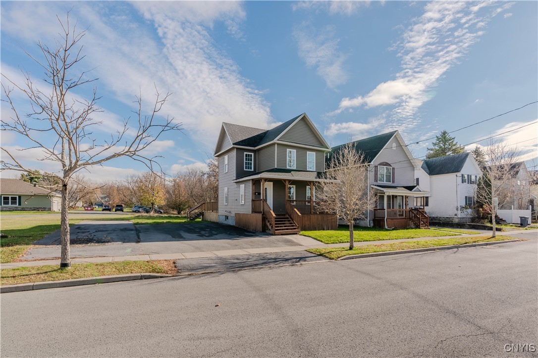 photo 55BSb1Ka4d9pZDvrvf9TZzoefMc: 160 Breen Avenue, Watertown City NY 13601
