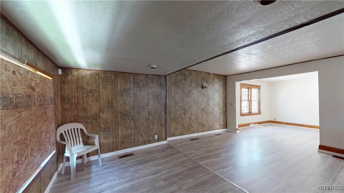 photo 4 : 133 Freund Street, Buffalo NY 14215