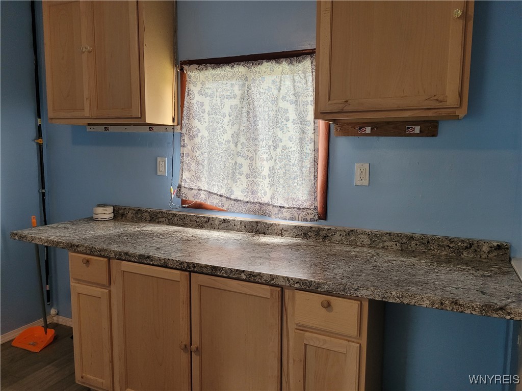 photo 4 : 196 Kilhoffer Street B, Buffalo NY 14211