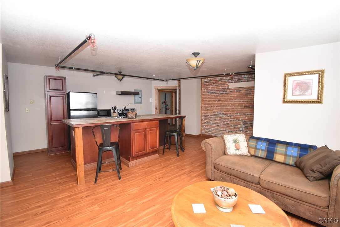 photo 3 : 150 Court Street 4-2, Watertown City NY 13601