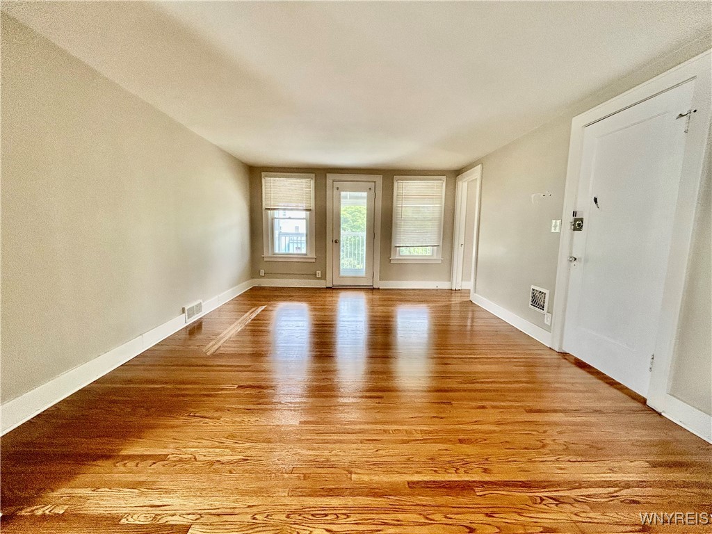 photo 2 : 59 Knox Avenue, Buffalo NY 14216