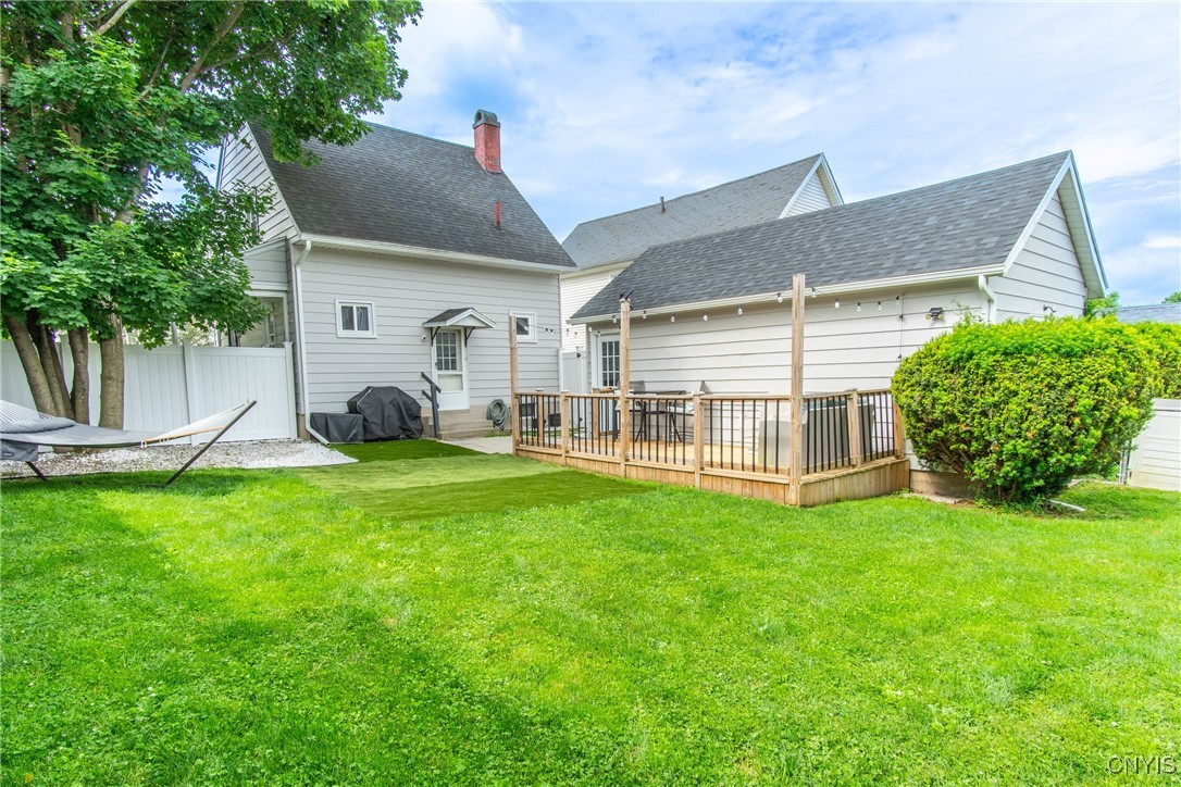 photo 4 : 231 Stuart Street, Watertown City NY 13601