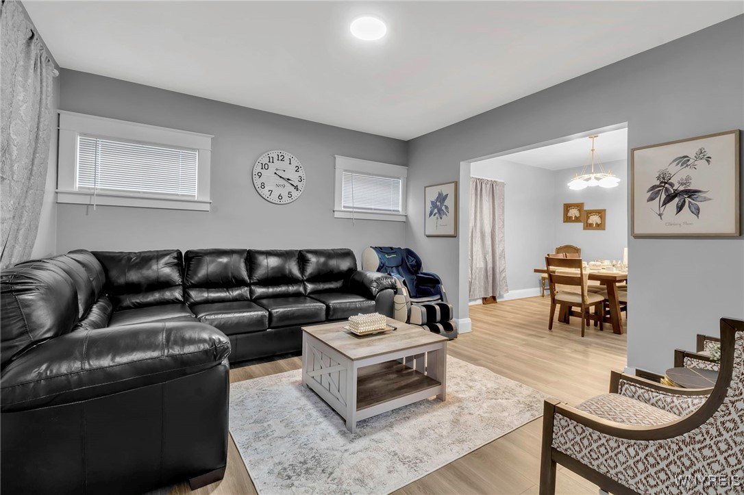 photo 2 : 549 15th Street, Niagara Falls NY 14301