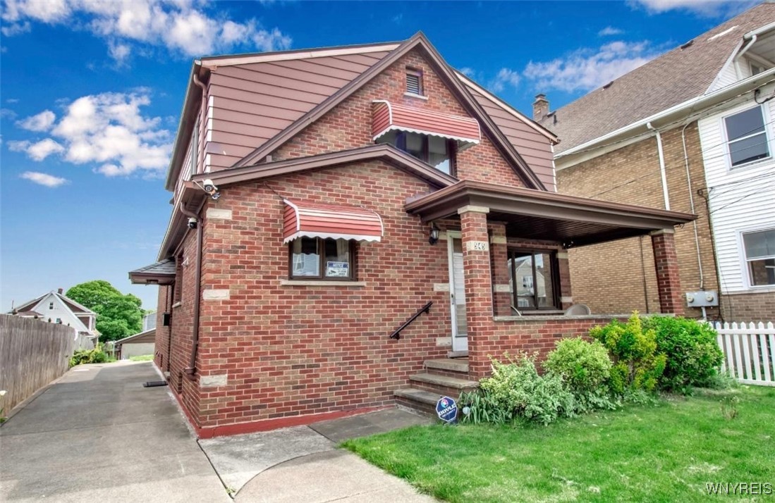 photo Jixx64-5VA: 545 15th Street, Niagara Falls NY 14301