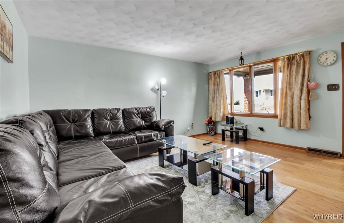 photo 4 : 545 15th Street, Niagara Falls NY 14301
