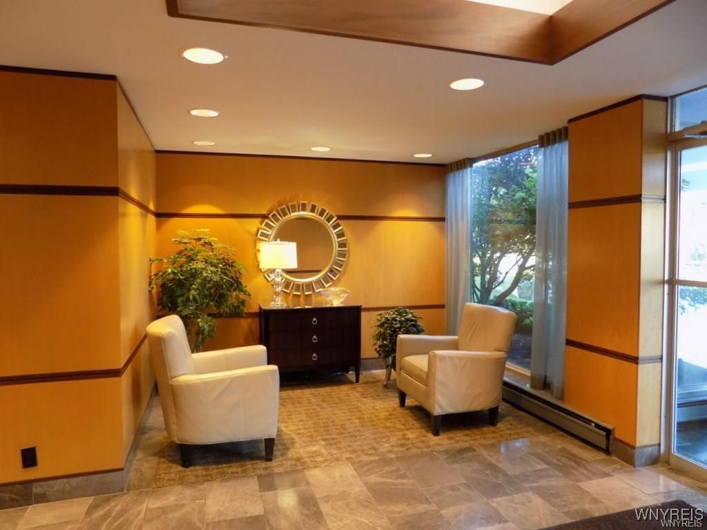 photo 2 : 1088 Delaware Avenue 6C, Buffalo NY 14209
