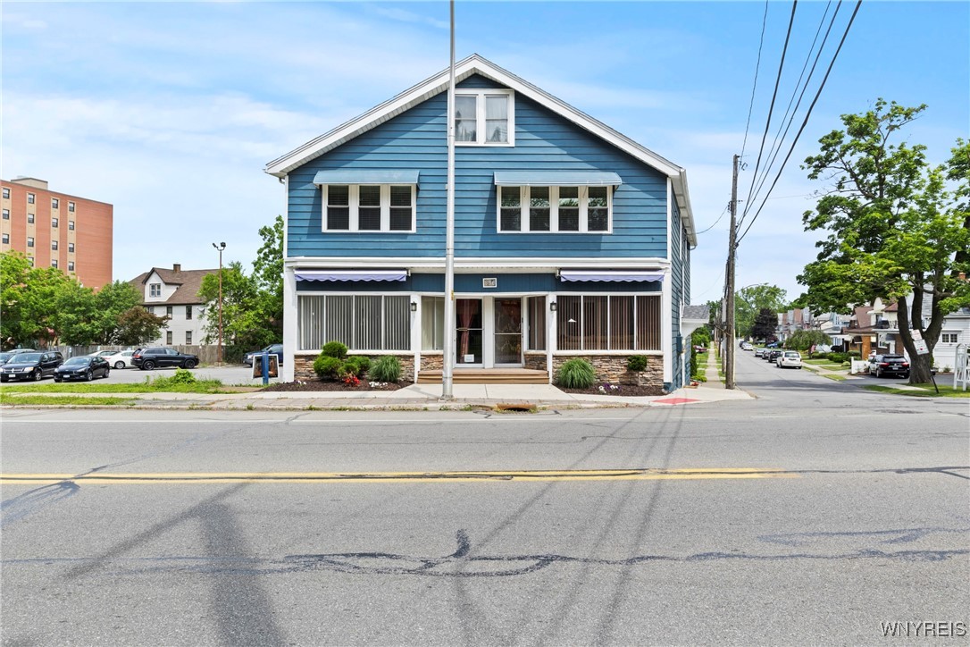 photo egohyoMtzQwDdZoo-6uitPCsQsLAJA: 856 Ridge Road, Lackawanna NY 14218