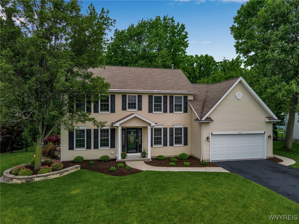 photo 1 : 9210 Via Cimato Drive, Clarence NY 14032