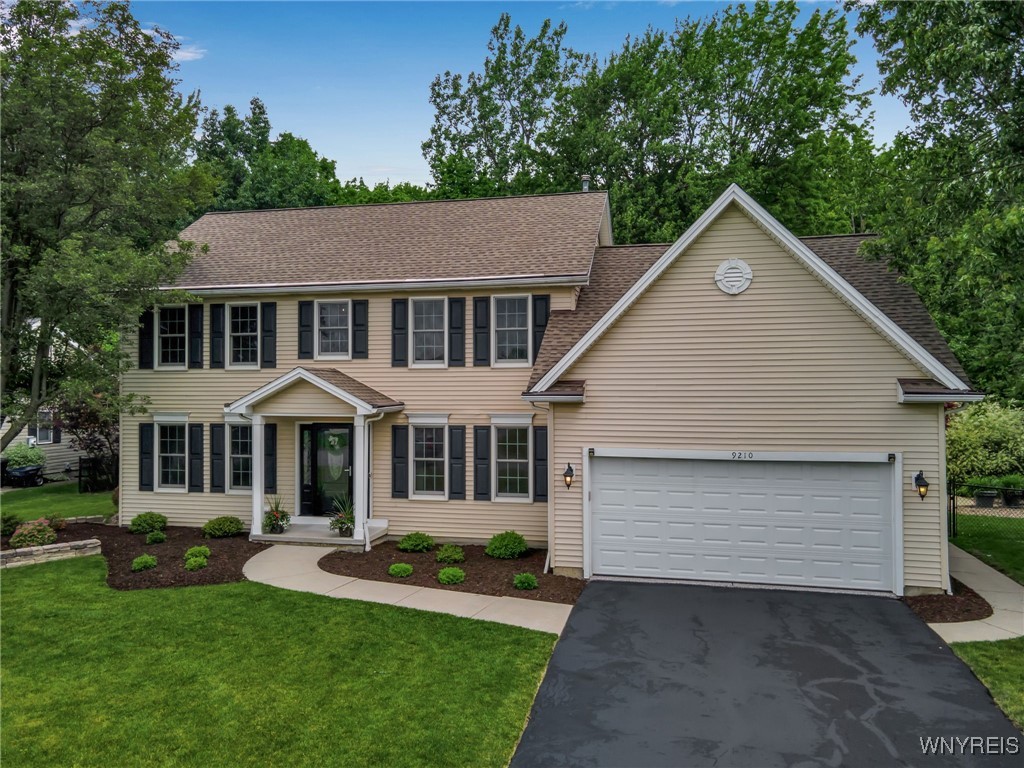 photo 2 : 9210 Via Cimato Drive, Clarence NY 14032
