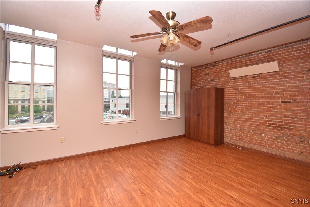 photo 3 : 150 Court Street 3-3, Watertown City NY 13601