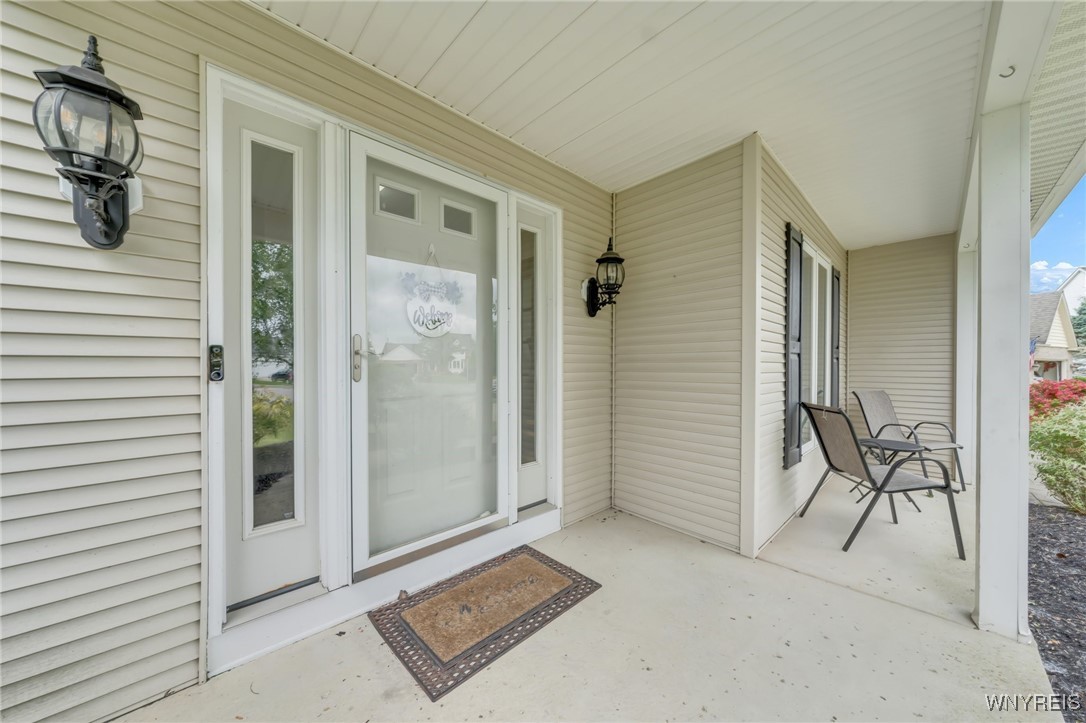 photo 3 : 16 Schilling Court, Lancaster NY 14086