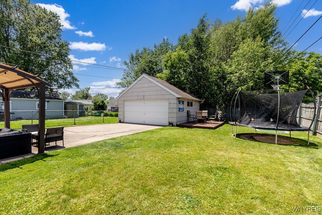 photo 4 : 32 Kathleen Drive, Cheektowaga NY 14225