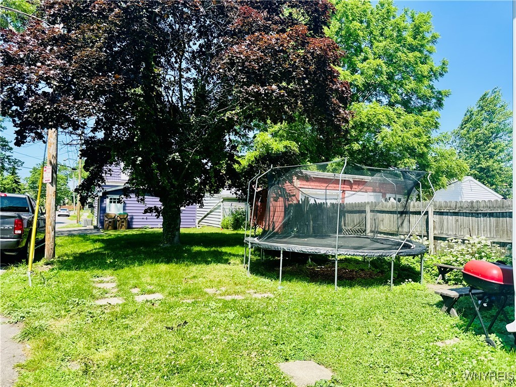 photo N5VAVFXwGYBY-zBAx6sCUf: 58 Olcott Place, Cheektowaga NY 14225