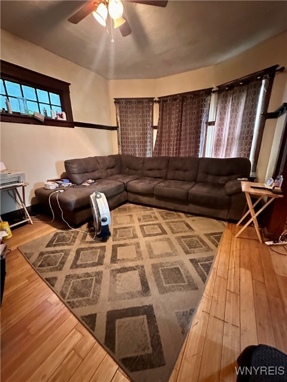 photo 3 : 455 7th Street, Niagara Falls NY 14301