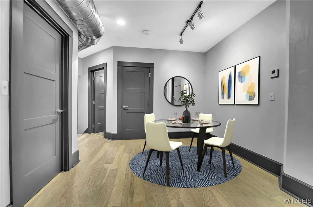 photo 3 : 210 Ellicott Street 206, Buffalo NY 14203