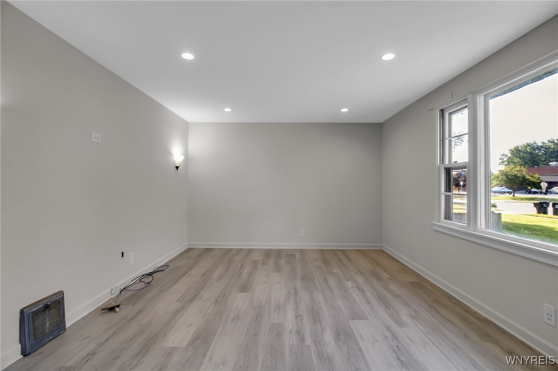 photo 2 : 295 Westchester Boulevard, Tonawanda NY 14217