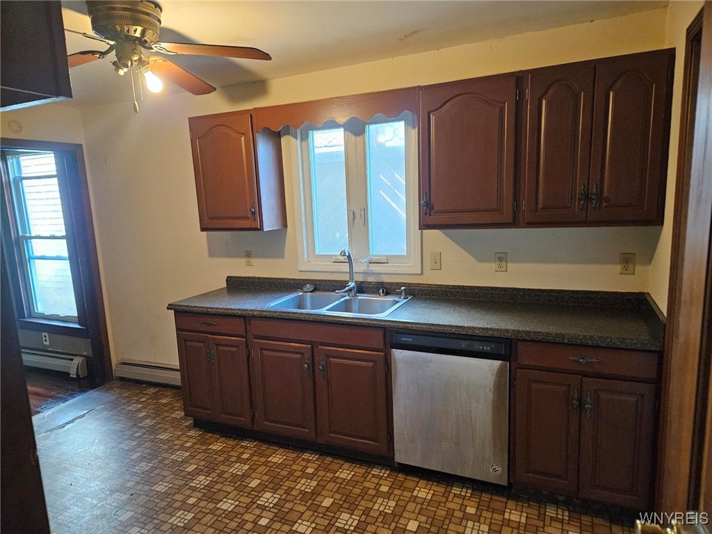 photo 3 : 78 High Street, Evans NY 14006