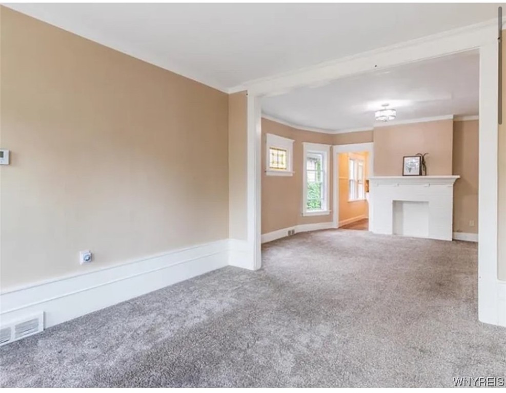 photo 1 : 19 Dismonda Street, Buffalo NY 14210