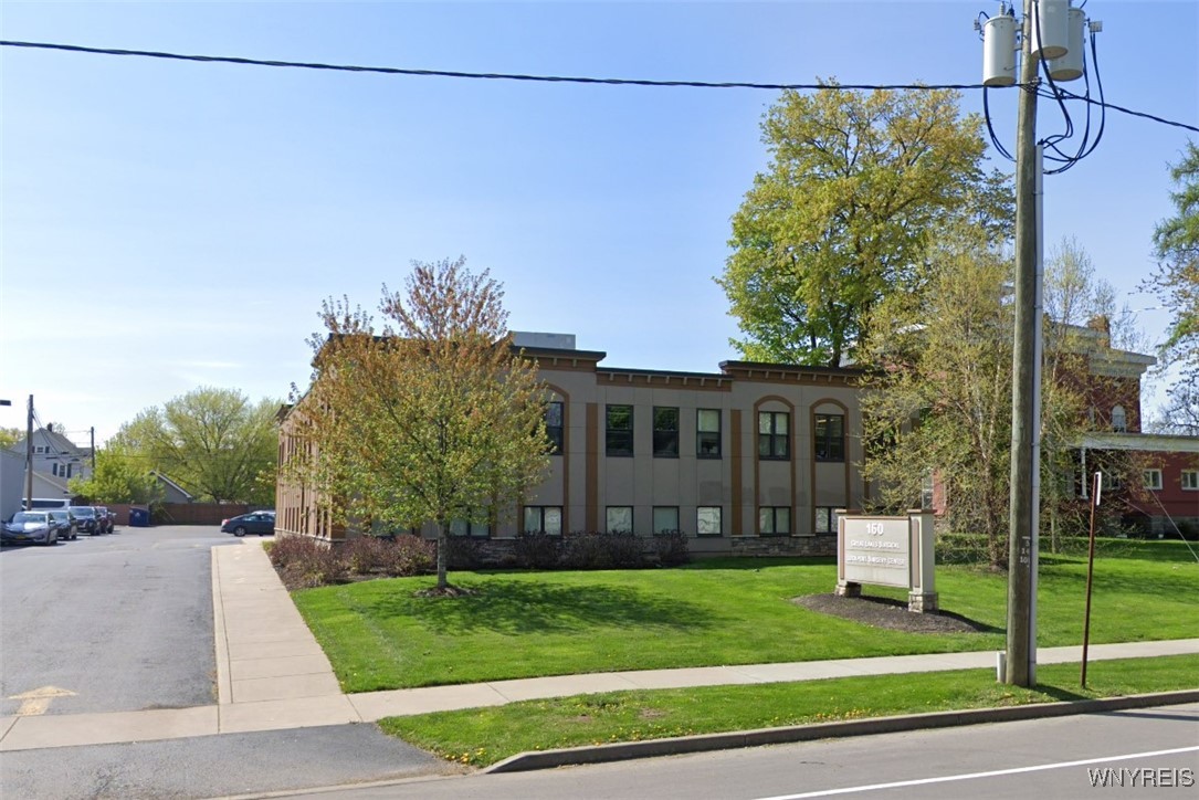 photo undefined: 160 East Avenue, Lockport City NY 14094