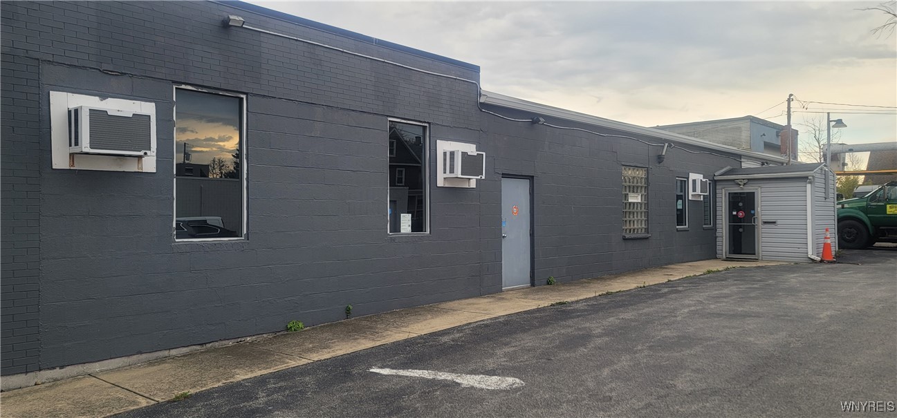 photo 3 : 2601 Pine Avenue, Niagara Falls NY 14301