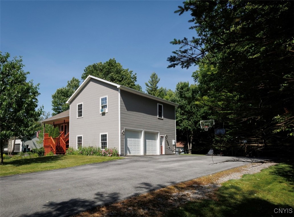 photo g2aJGsctwwFWaroaTAWEW5rOQ-Q72kZiKY: 23128 Converse Drive, Le Ray NY 13601
