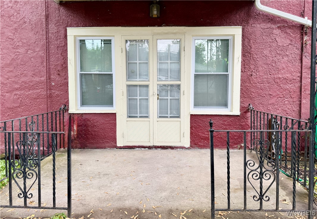 photo F61blEmXN2NTk7Hu5: 328 Summer Street 2, Buffalo NY 14222