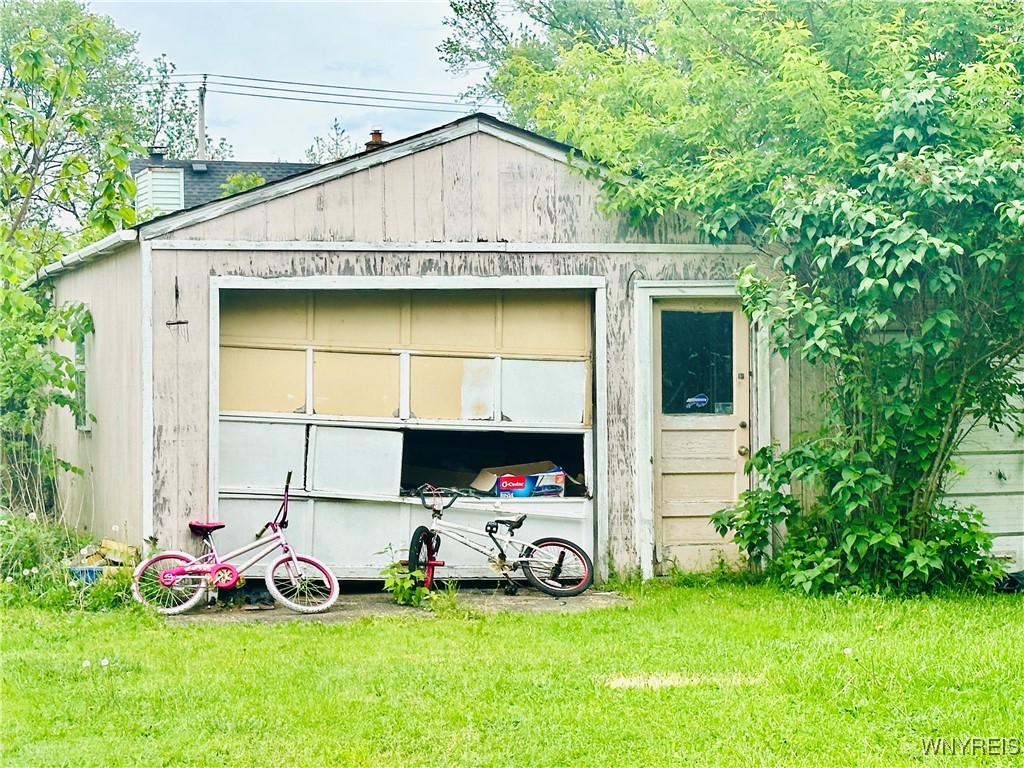 photo 3 : 333 73rd Street, Niagara Falls NY 14304