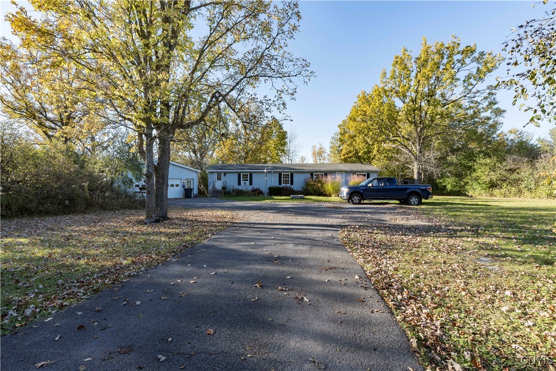 photo 3 : 25721 Mustard Road, Pamelia NY 13601