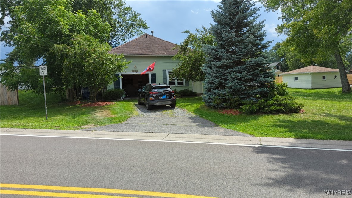 photo 0: 1927 Center Road, West Seneca NY 14224