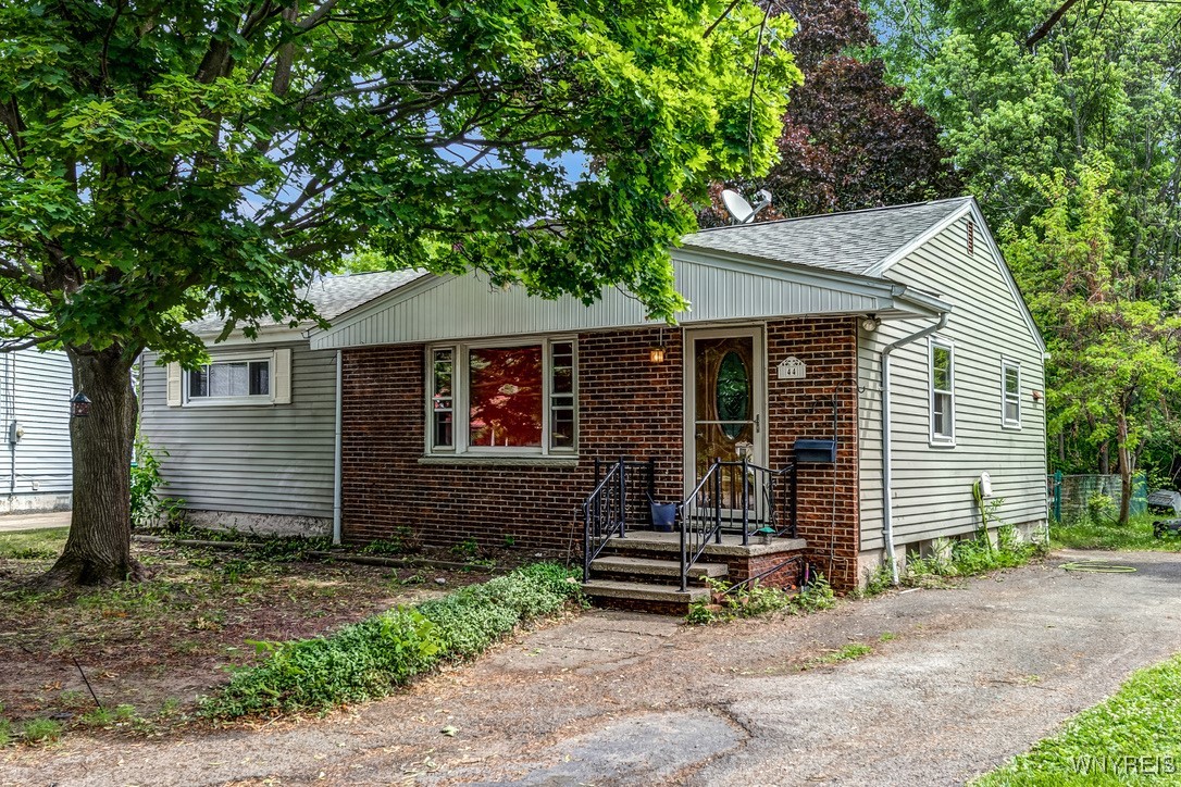 photo undefined: 44 Deuro Drive, Niagara Falls NY 14304