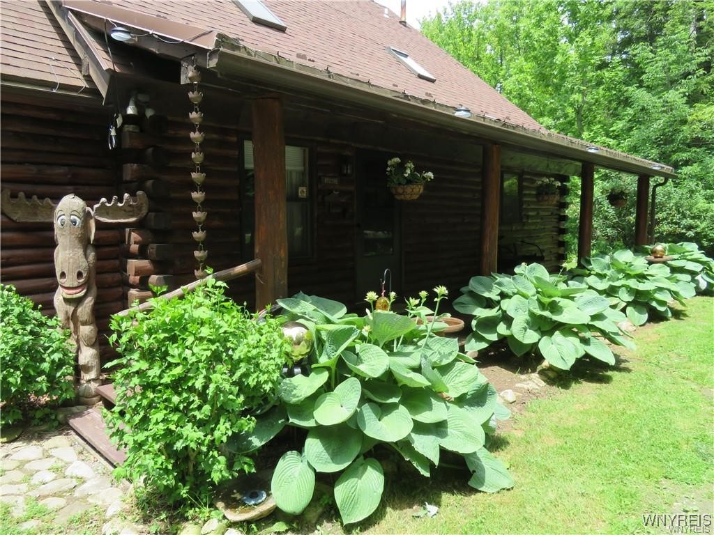 photo 2 : 11050 Eden Road, North Collins NY 14111