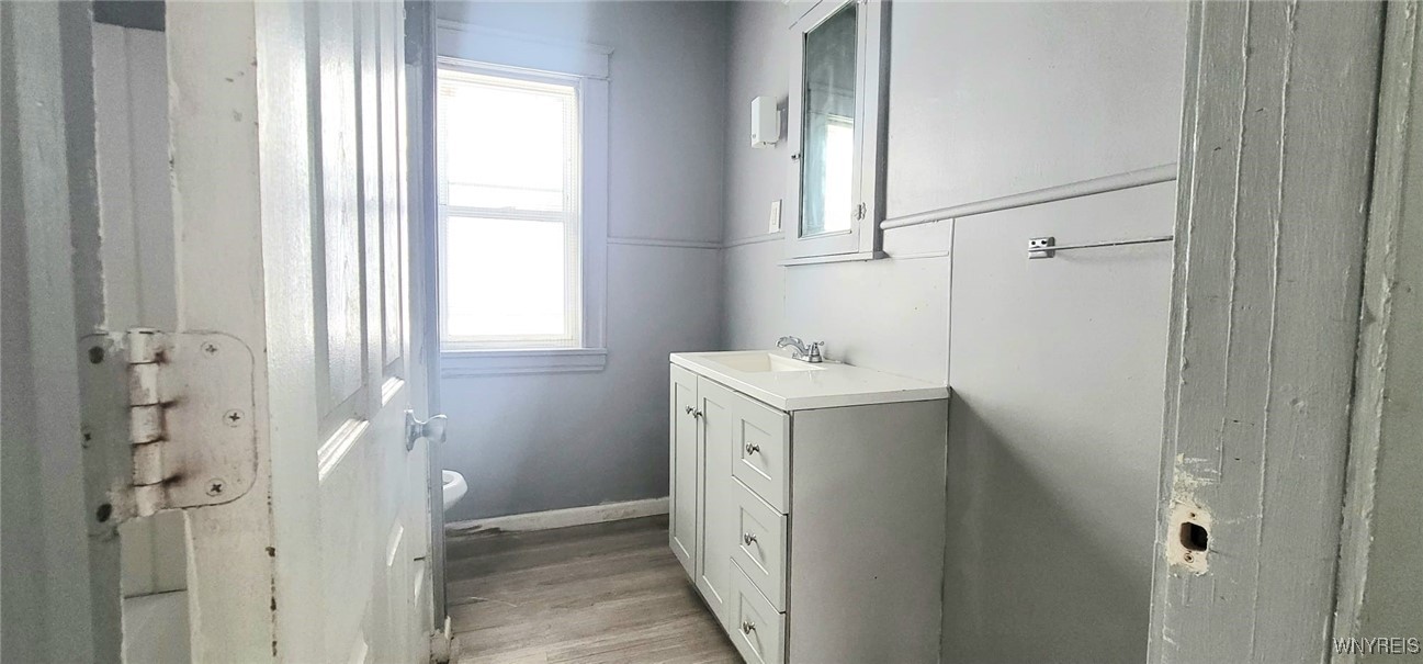 photo 3 : 435 12th Street, Niagara Falls NY 14303